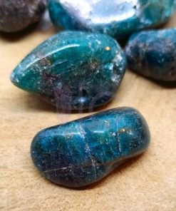 Alternative view of Apatite Azul / Evolução Espiritual - Rolado