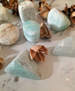 Calcite das Caraíbas Hemimorfite - Rolado